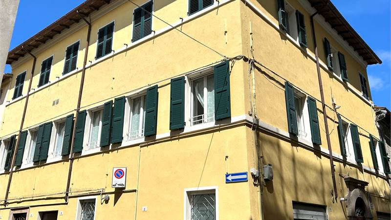 Esclusivo Attico mq 66 trilocale Via Mazza Centro 